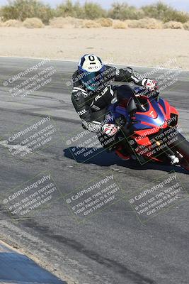 media/Dec-01-2025-Moto Forza (Mon) [[2daa91e15f]]/3-Beginner Group/Session 4 (Turn 10 Inside)/